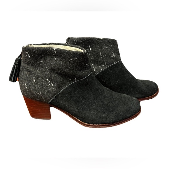 Toms Shoes - Toms women’s 7.5 Leila suede and dotted wool ankle boots, black